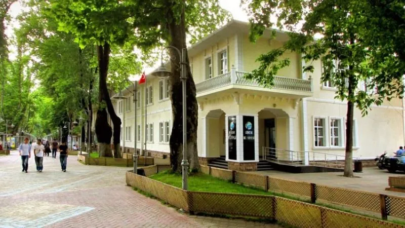 İDDİALAR OLDUKÇA VAHİM. BELEDİYE GEÇİNMENİN YOLUNU BULMUŞ!