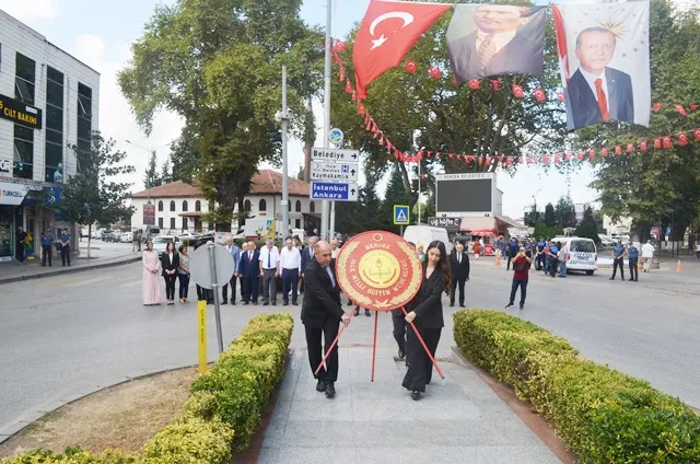 2023-2024 YENİ EĞİTİM ÖĞRETİM YILI TÖRENLE AÇILDI