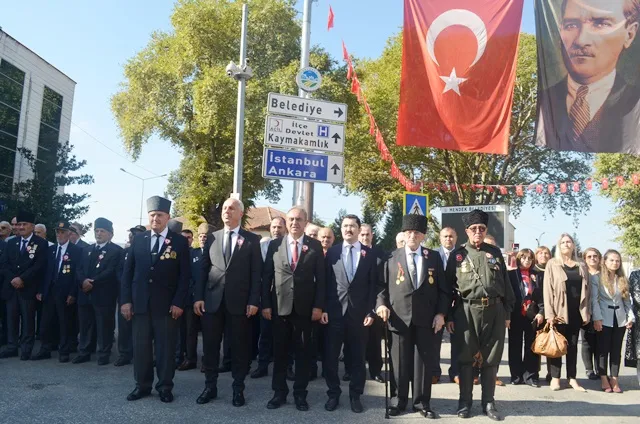 19 EYLÜL GAZİLER GÜNÜ TÖRENLE KUTLANDI