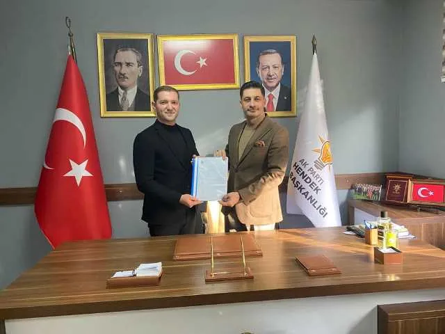 CUMHUR İTTİFAKINDA YAPRAK DÖKÜMÜ SÜRÜYOR