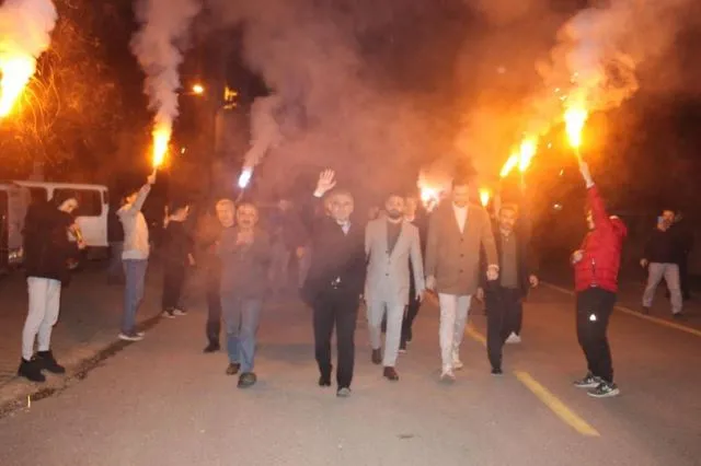CHP ADAYI BAYRAKTAR, BABAOĞLU’NU BOMBALADI!