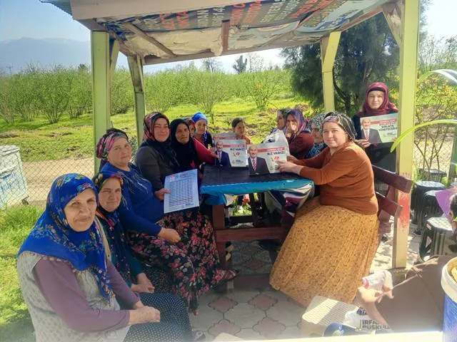 AKPINARLI HANIMLAR PÜSKÜLLÜ BAŞKAN DİYOR!