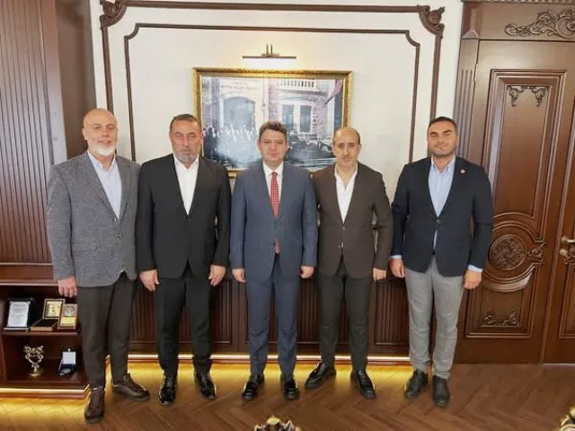 HENDEKSPOR YÖNETİMİNDEN KAYMAKAM GÖKPINAR
