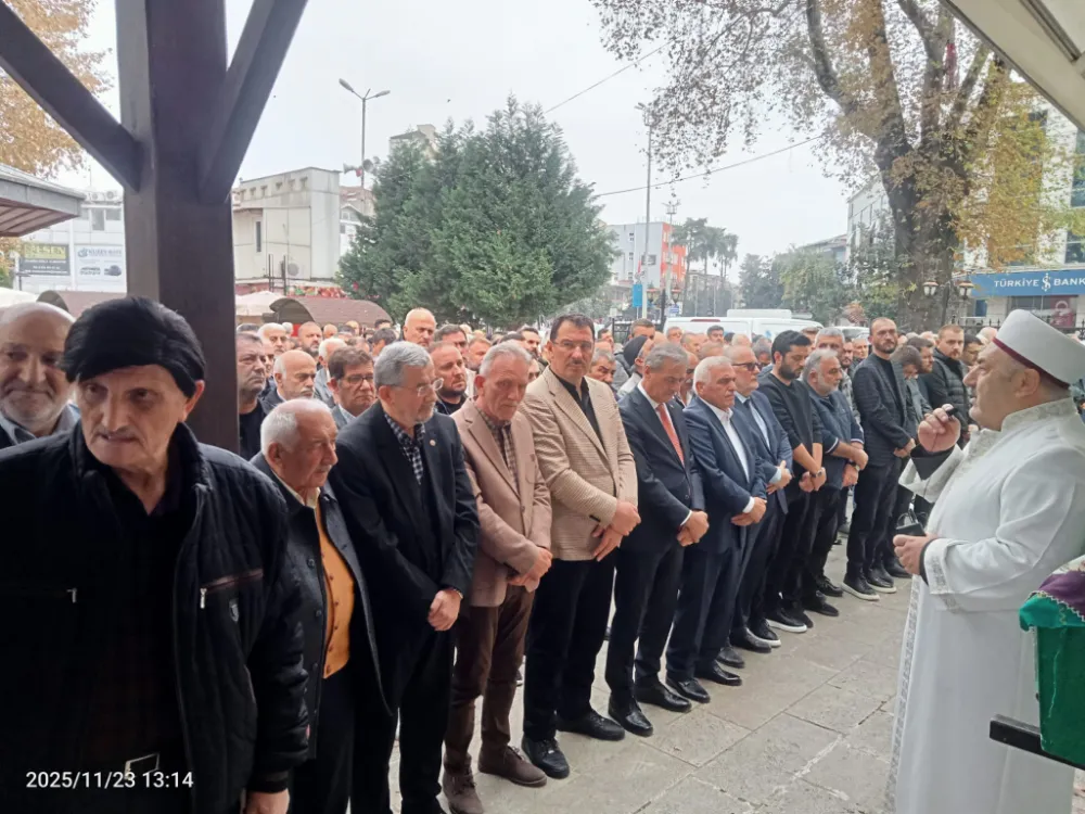 SİYASET VE İŞ DÜNYASI BU CENAZEDE BULUŞTU