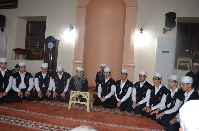 SAKARYA  ANADOLU İMAM HATİP LİSESİ ÖĞRENCİLERİNDEN KURAN ZİYAFETİ