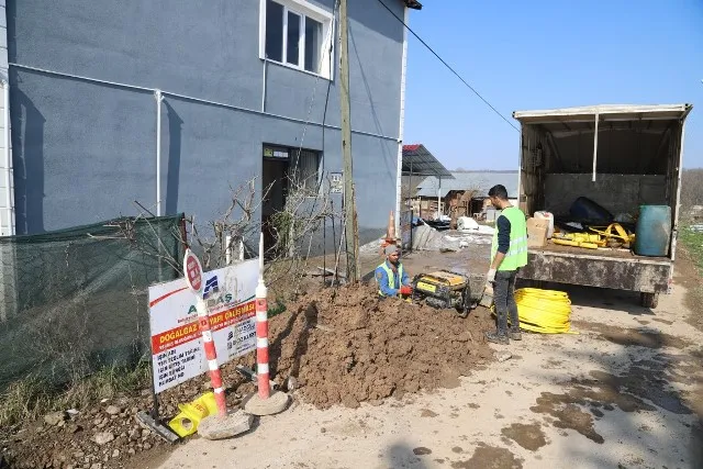KARGALIHANBABA MAHALLESİNDE DOĞALGAZ ALTYAPI ÇALIŞMALARI TAMAMLANDI