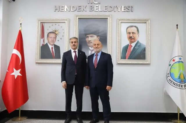ALEMDAR, BEYAZ SARAY