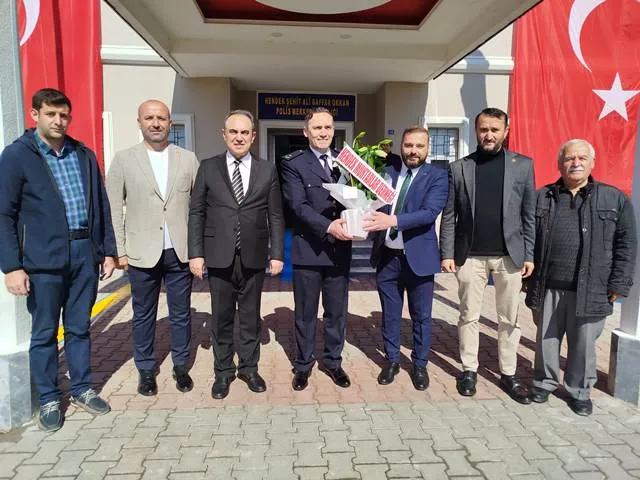 MUHTARLAR DERNEK BAŞKANI DUR DURAK BİLMİYOR!