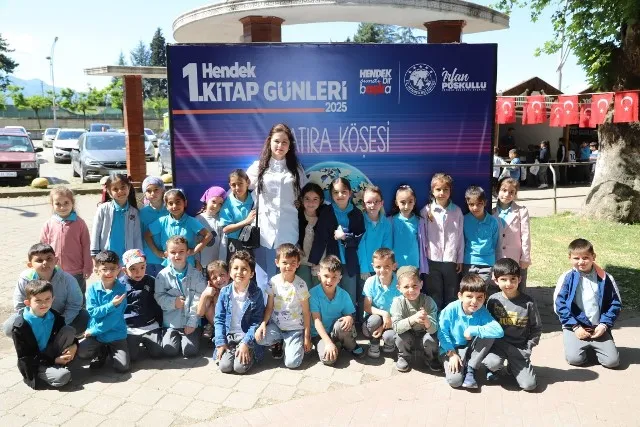 BAŞKAN İRFAN PÜSKÜLLÜ: “KİTAPLA BÜYÜYEN NESİLLER GELECEĞİ AYDINLATIR”