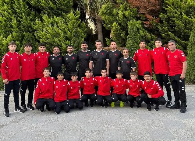 HENDEK OLİMPİK SPOR KULÜBÜNDEN MİLLİ GURUR 