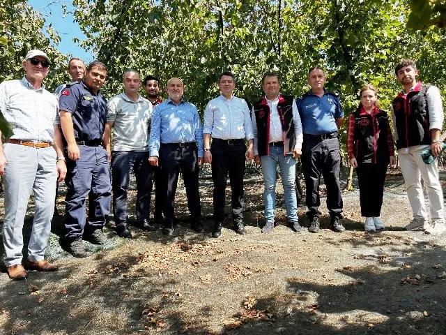 HALK ADAMI KAYMAKAM GÖKPINAR HALK İLE KOL KOLA