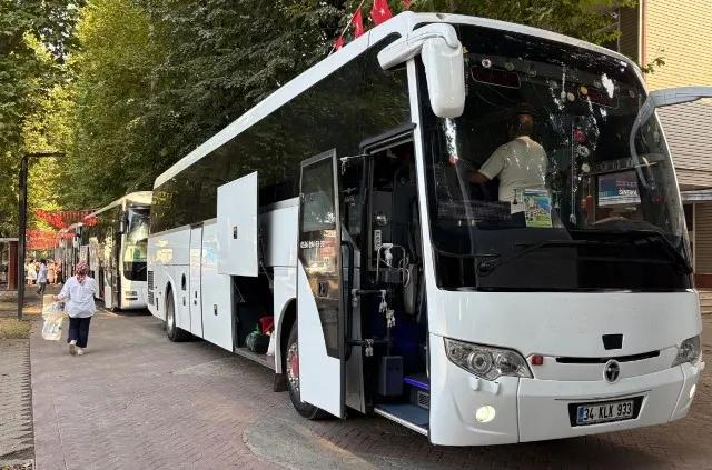 HENDEK’TE BU YIL DA BİNLERCE KADIN DENİZLE BULUŞTU