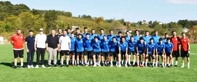 HENDEKSPOR YEŞİL SAHAYA İNDİ