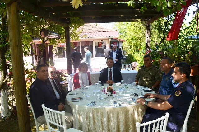 İSTİKLAL GAZİSİ ALİ FEHİ ANDIRIRBU, BABA OCAĞINDA  KUR