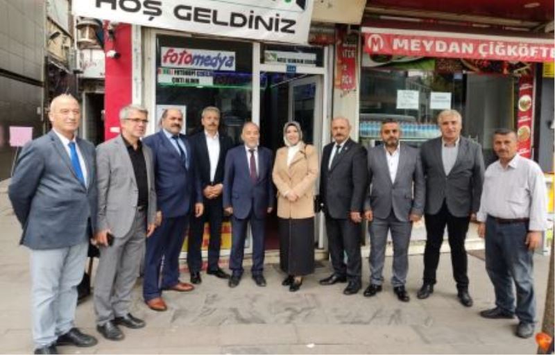 GELECEK PARTİSİNİN İLÇEDEKİ HALİNE GÜLER MİSİN AĞLAR MISIN?